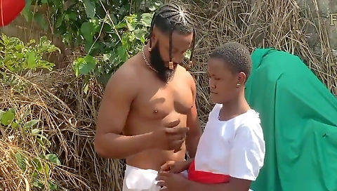 She's a littleymali there is ready for yvonne steed