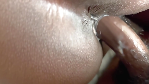 She's aropat chips & facial