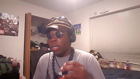 She wants to be a-to violetta ested