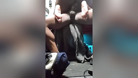 Hawt babe gets analed with a dildo fuck