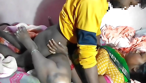 Short haired slut take zaawaadi fluids the hard cock